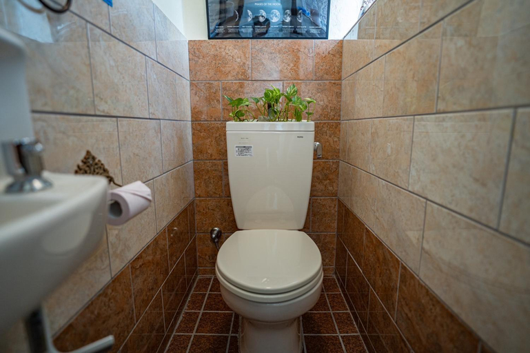 Bathroom 3, Guesthouse Unity, Okinawa