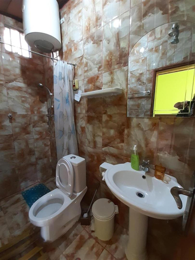 Bathroom 2, Lodge Du Chateau, Semen Gondar