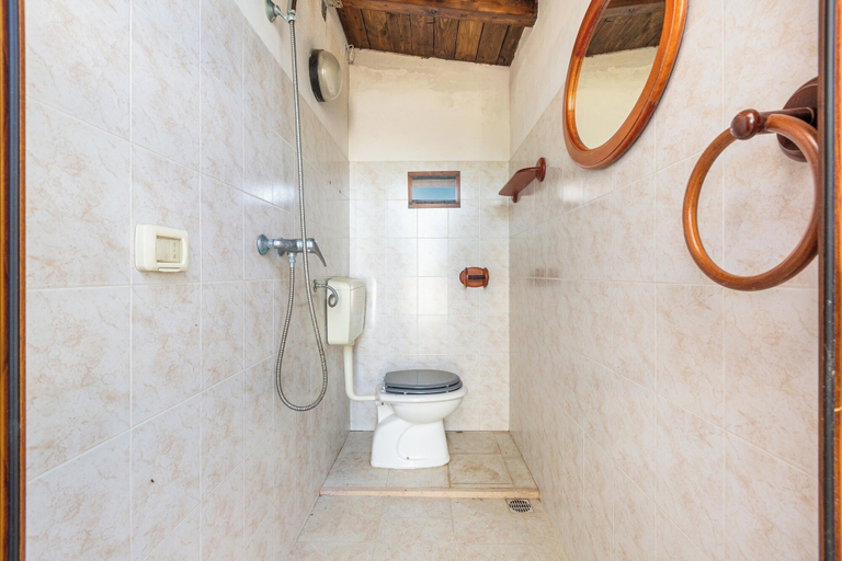 Bathroom 5, 3871 Villetta Anastasia by Barbarhouse, Taranto