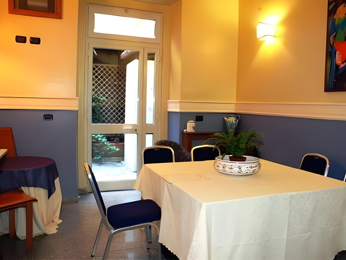 Food & Drinks 5, Hotel La Residenza, Messina