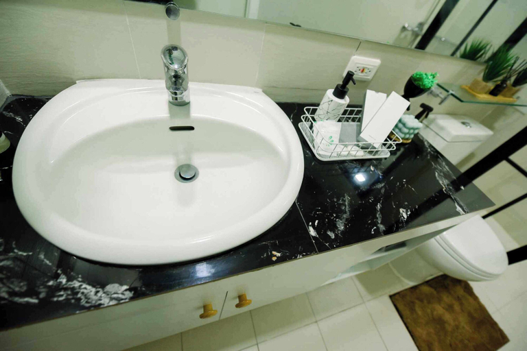 Bathroom 3, Ethan's Crib at Azure North, San Fernando City