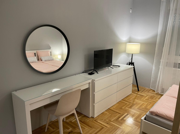 Others 5, Apartmani Sombor, Sombor