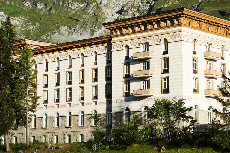Exterior & Views 2, Maloja Palace Apartments, Maloja