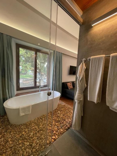 Bedroom 4, Baron's Villa by Malabar Escapes, Ernakulam