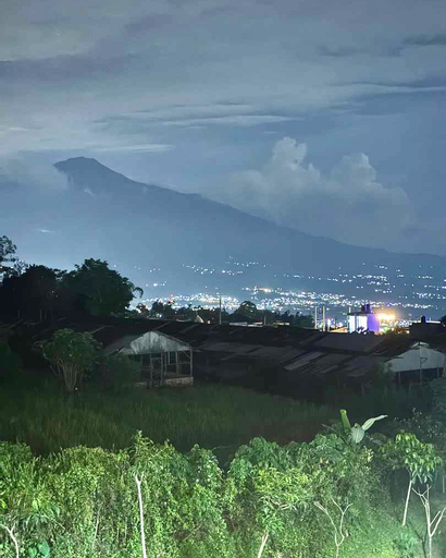Exterior & Views 5, Nubay Villa syariah 3menit dari BNS, Malang