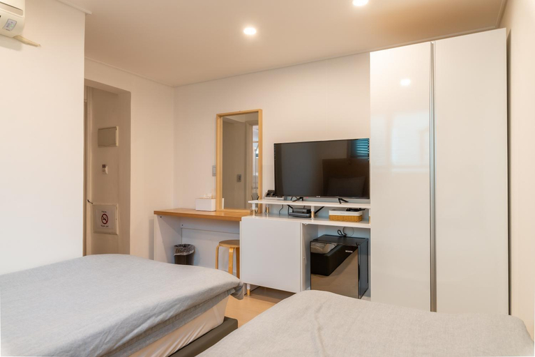 Bedroom 2, Park Avenue Guesthouse, Mapo