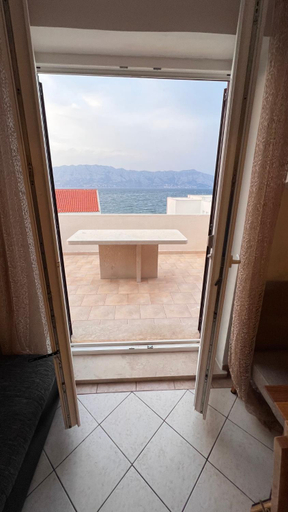 Others 4, Apartments Pirka, Selca