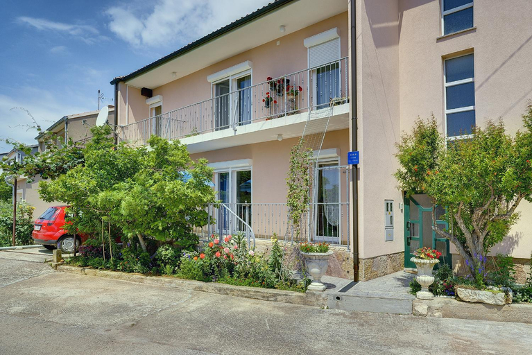Others 3, Apartments Danilo, Medulin