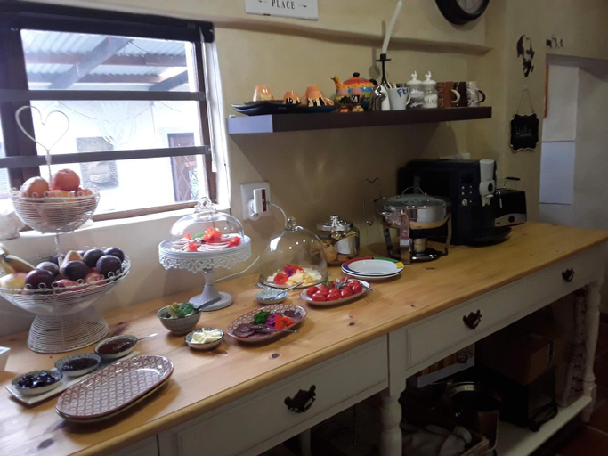Food & Drinks, Monas Risibiki Seaside, Overberg