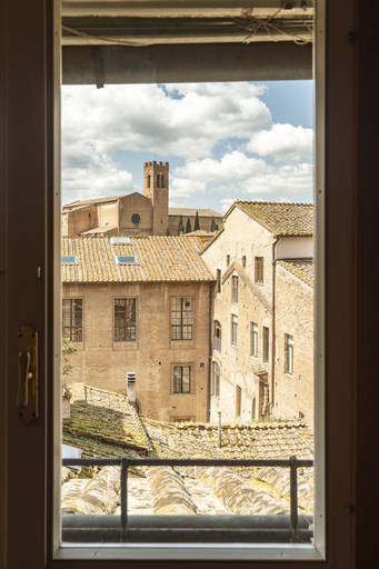 Exterior & Views 15