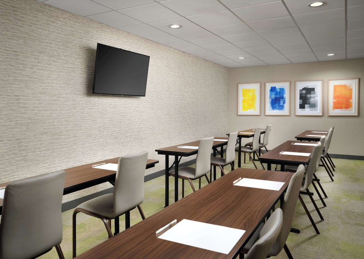 Food & Drinks 5, Home2 Suites Troy, Troy