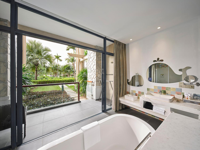 Bathroom 8