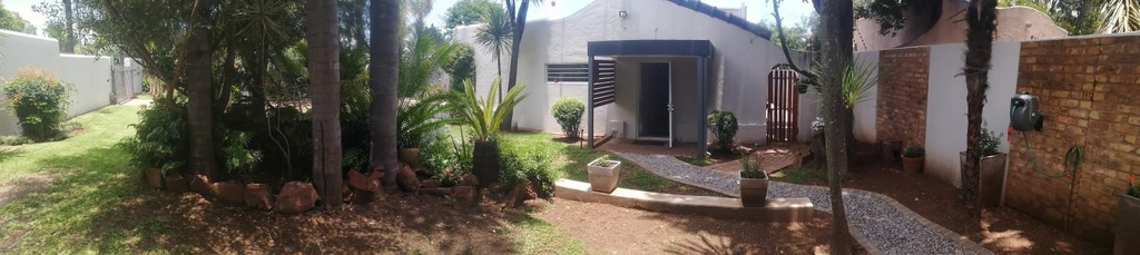 Others 4, 394OnEmus, City of Tshwane