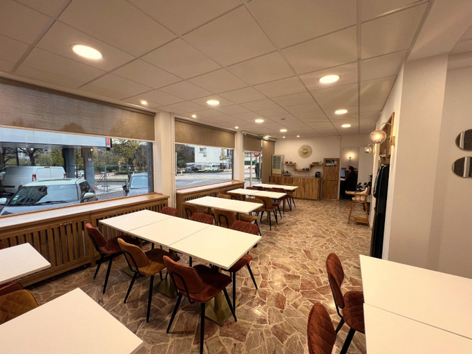 Food & Drinks 5, Contact Hôtel Foch, Doubs