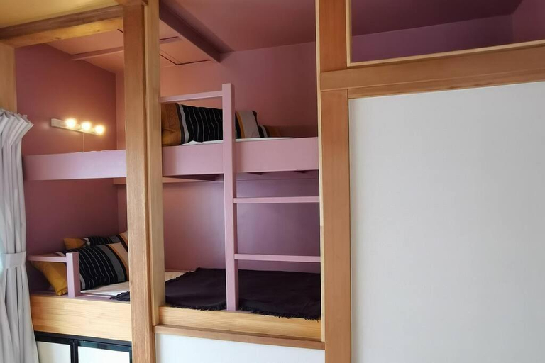 Bedroom 1, Otsuka House, Shinagawa