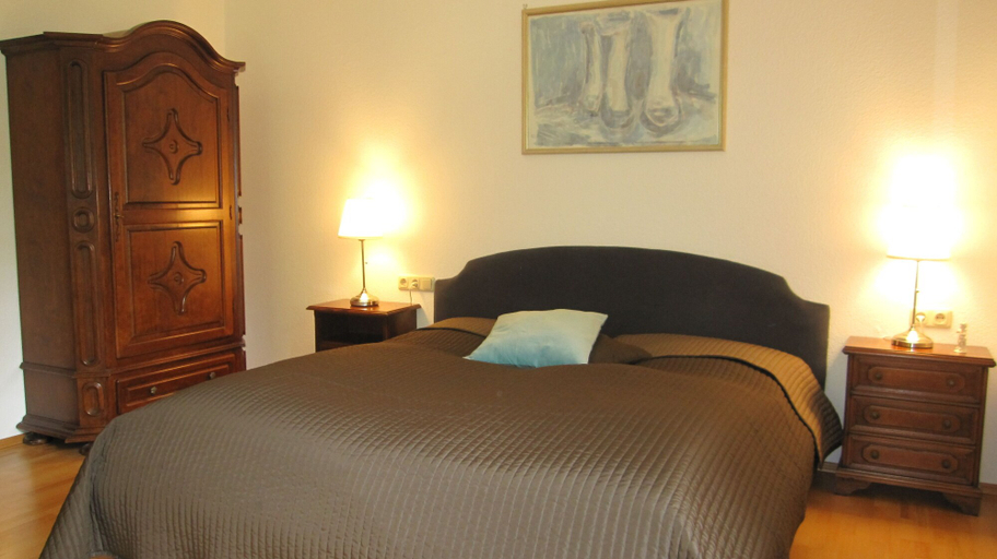 Bedroom 5, Landgasthof Geiersmuhle, Odenwaldkreis
