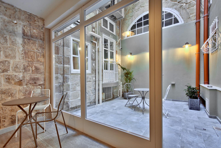 Others 2, Chateau La Vallette - Grand Master's Suite