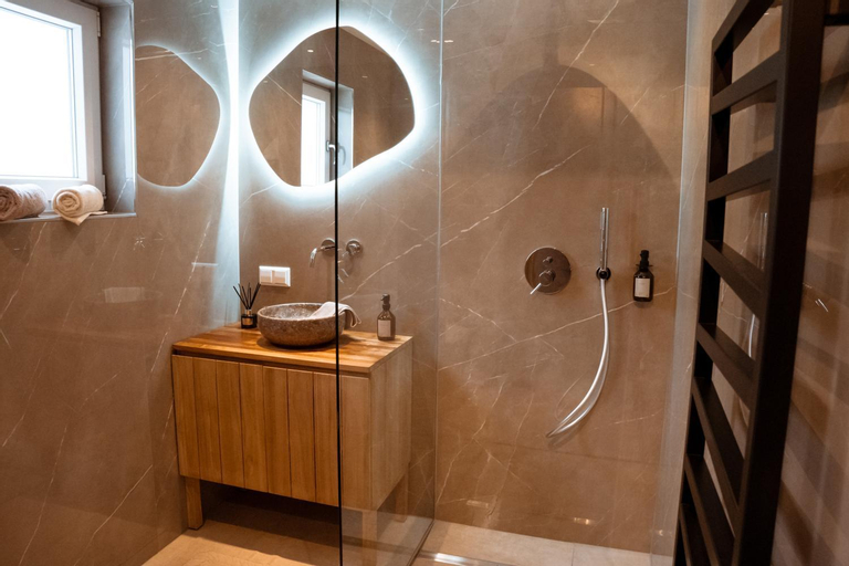 Bathroom 5