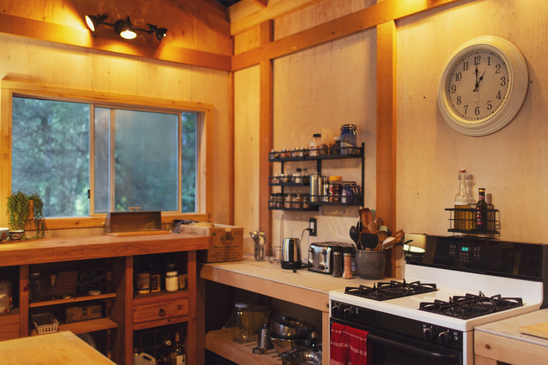 Others 5, Heartwood Retreats, Powell River