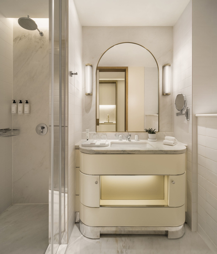 Bathroom 10