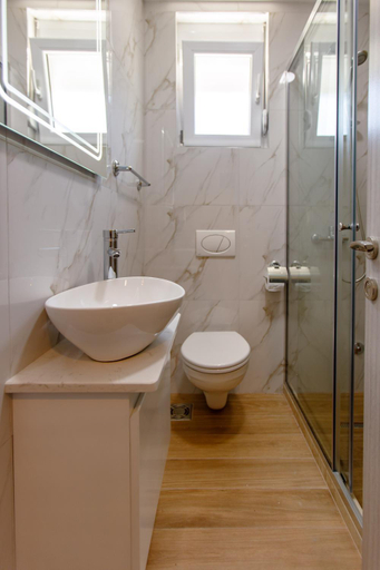 Bathroom 4, Posejdon Lux 