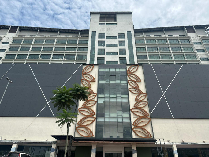 Exterior & Views, SUMMER SUITES APARTMENT-The Summer Shopping Mall, Samarahan