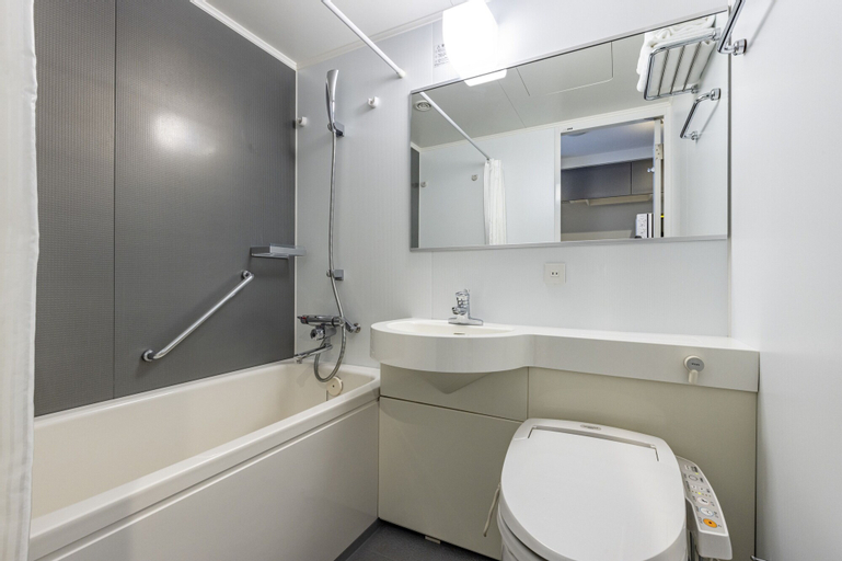 Bathroom 2