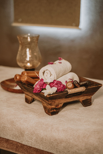 Food & Drinks 5, The Acacia Morjim, North Goa