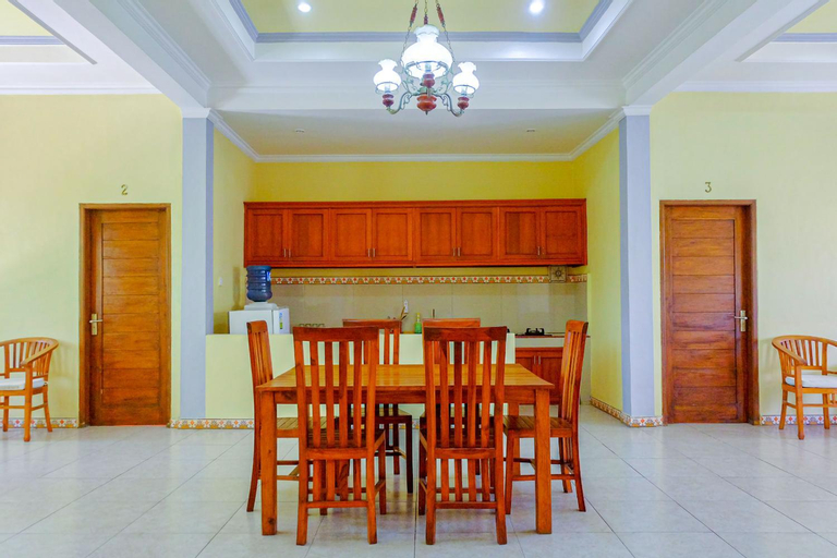 Food & Drinks, Adi Homestay Canggu, Badung