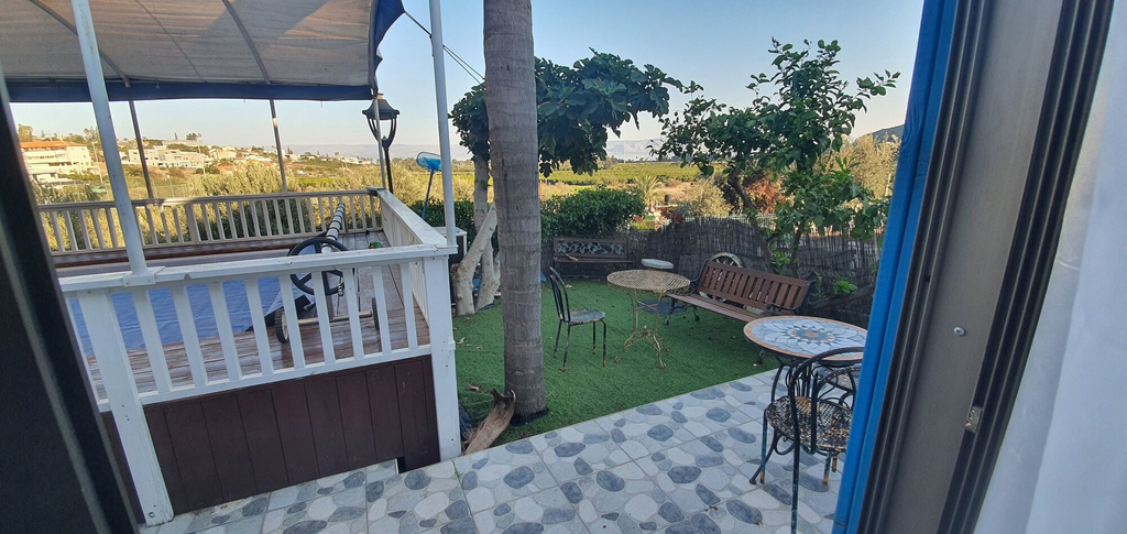 Terrace/patio 4, The Lake House