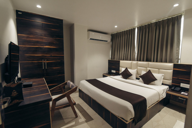 Bedroom, Kaki Hotel & Roof Top Restaurant, Jaipur