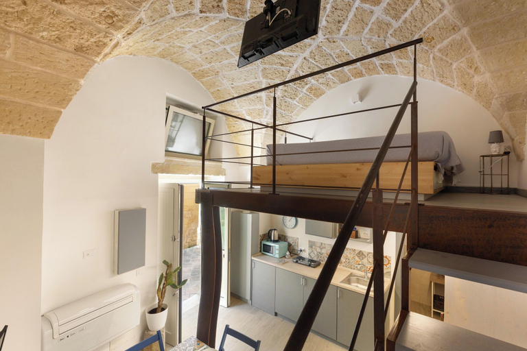 Property grounds, 3881 Casa Ficalindia by Barbarhouse, Lecce