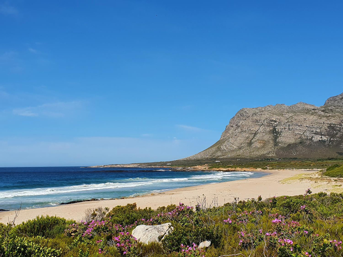 Others 4, Monas Risibiki Seaside, Overberg