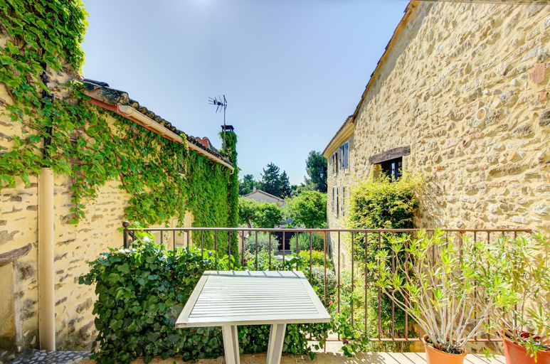 Others 2, Le Bercail de Montmirail, Vaucluse