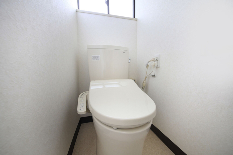 Others 5, Hotel Togariishi, Chino