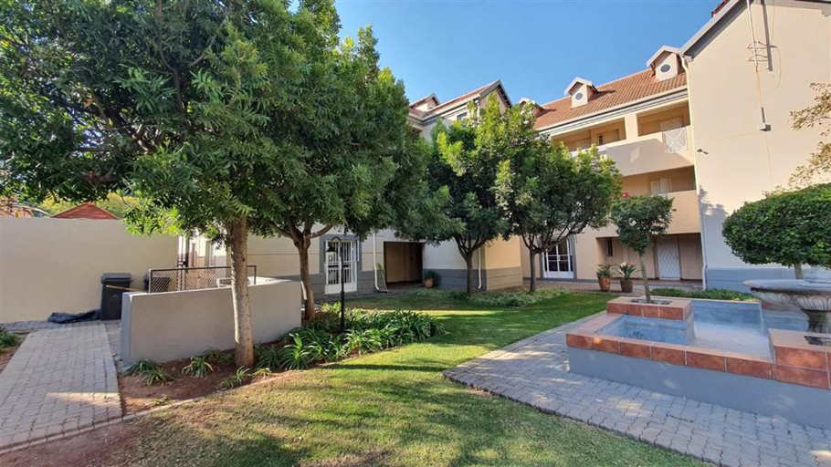 Others 5, Hatfield, Grosvenor Private apartment., City of Tshwane