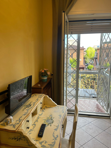 Others 5, Specter Guesthouse, Rome