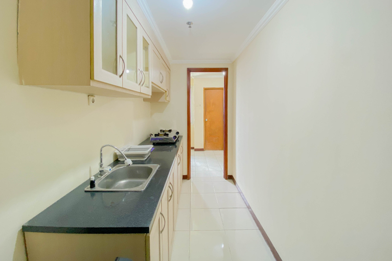 Others 2, Spacious and Cozy Studio Grand Palace Kemayoran Apartment By Travelio, Central Jakarta