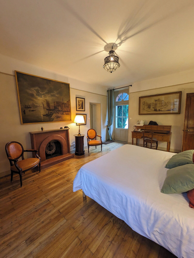 Bedroom 3, Château de Lavaud, Charente