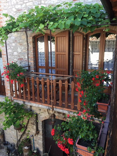 Others 4, Casa Mary apartments, Brescia