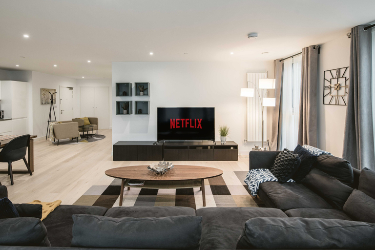 Others 5, Stunning 3-bed Apartment in London, London