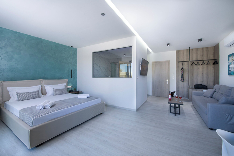 Bedroom 4, xSuites - Adults Only Suites with Private Jacuzzi, Crete