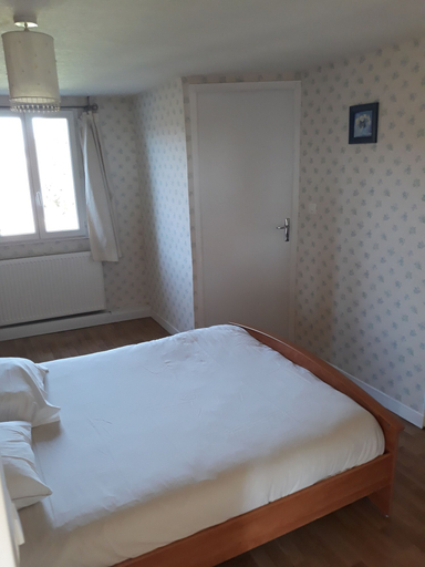 Bedroom 4, Hôtel de la Gare, Orne