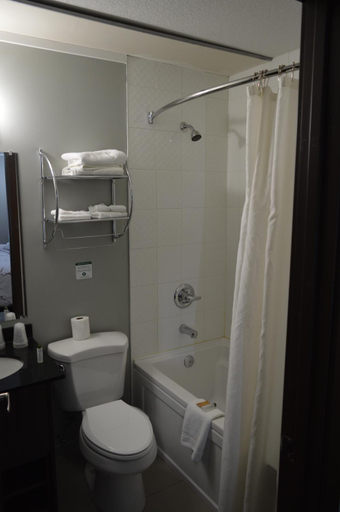 Bathroom 2, Premium Inn & Suites Calgary Airport, Division No. 6