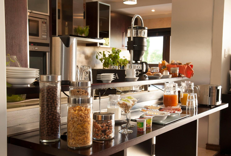Others 4, Keren's Vine Guesthouse, Cape Winelands