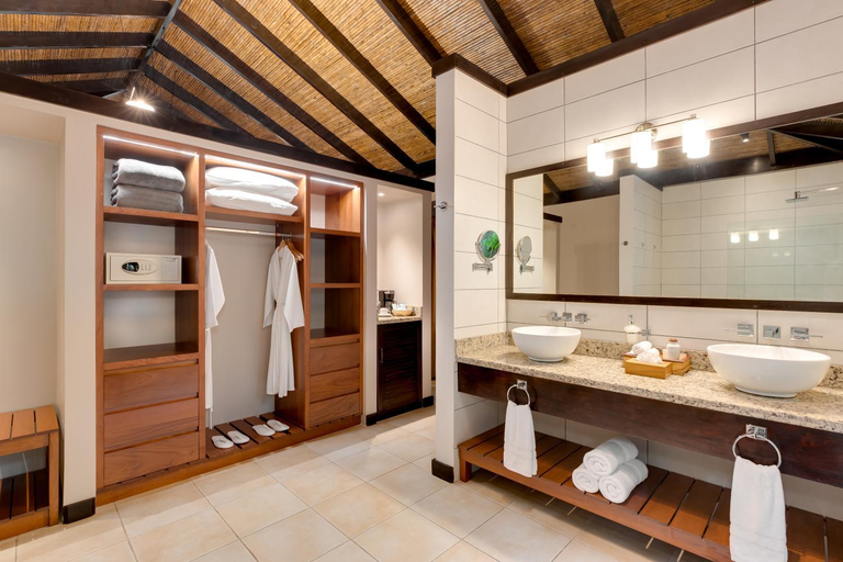 Bathroom 5, Hideaway Rio Celeste, Guatuso