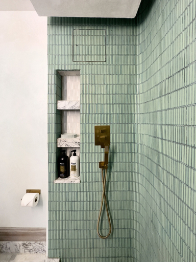 Bathroom 4, Shadowcrest, Delaware