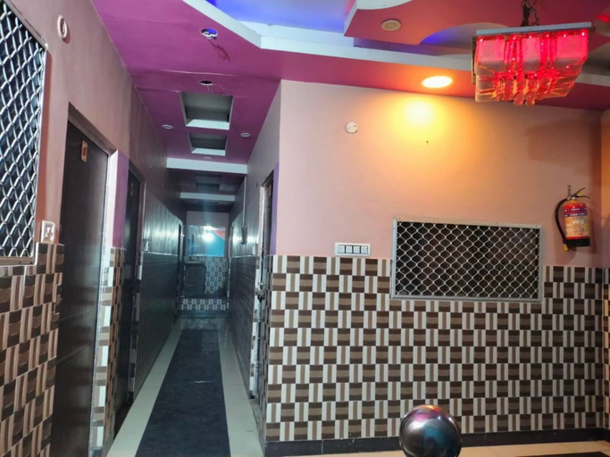 Others 4, Hotel Asha Palace, Kanpur Nagar