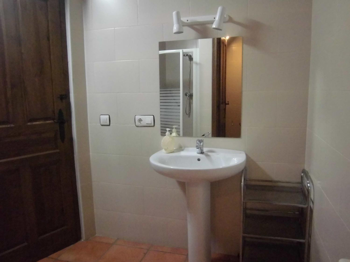 Bathroom 2, Albergue Turistico Las Eras, Zamora