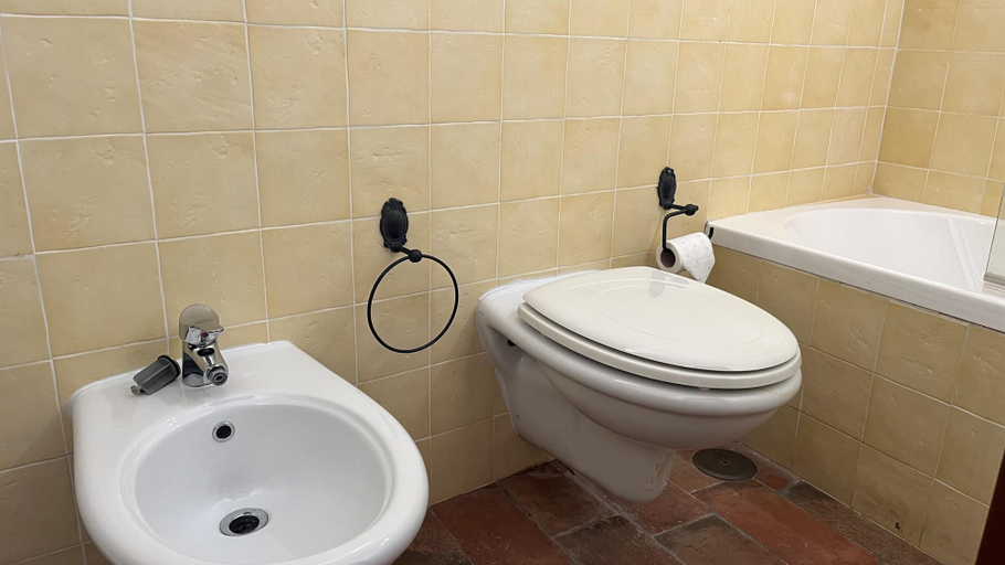 Bathroom 5, Villa Felici Occidentalis, Frosinone